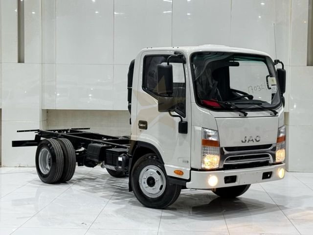 دينا جاك 3 طن JAC موديل 2026 — شاحنات خفيفة للبيع في السعودية