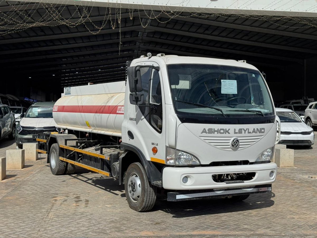 2023 Ashok Leyland 6-Ton Fuel Tanker — Medium truck for sale in Saudi Arabia