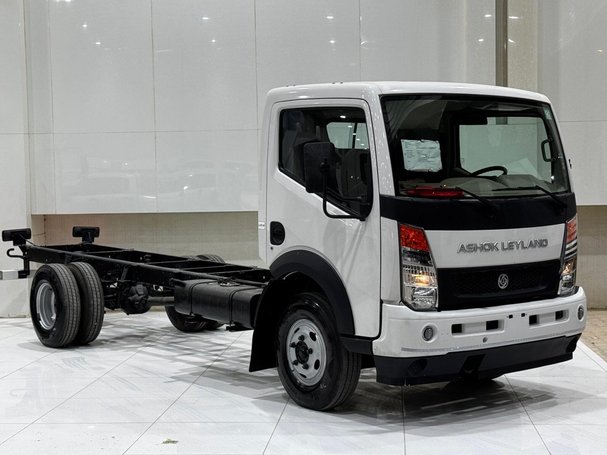 2023 Ashok Leyland 4-Ton Truck — Light truck for sale in Saudi Arabia